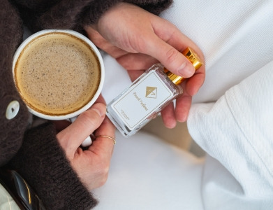 Jak sprawić, by perfumy pachniały Dłużej? 5 skutecznych porad