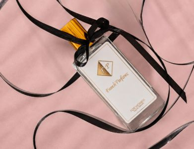 Perfumy Ariana Grande - skąd fenomen tych zapachów i które z nich są najpopularniejsze?