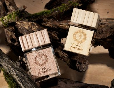 Nuty drzewne w perfumach damskich – jakie zapachy kryją się za drewnianymi akordami?